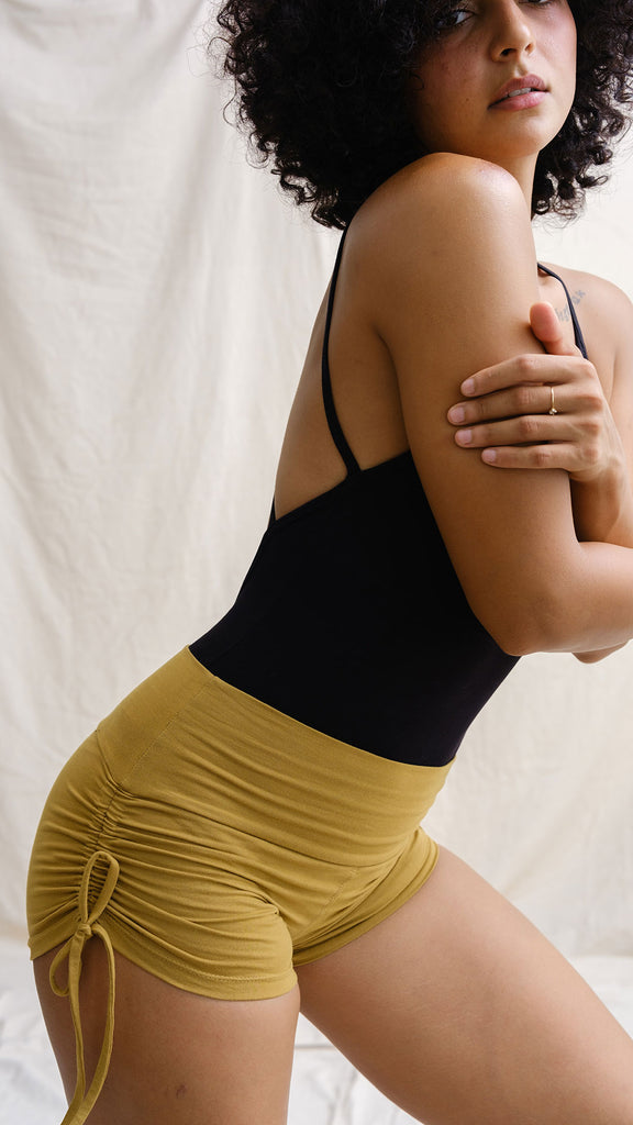 Moonlit Shorts - Golden Honey