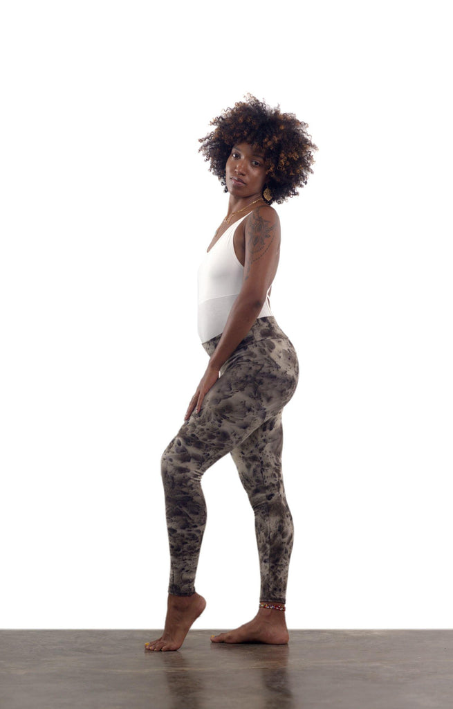 Wild Jasmine Leggings - Cinnamon Smoke - Isabelle Moon