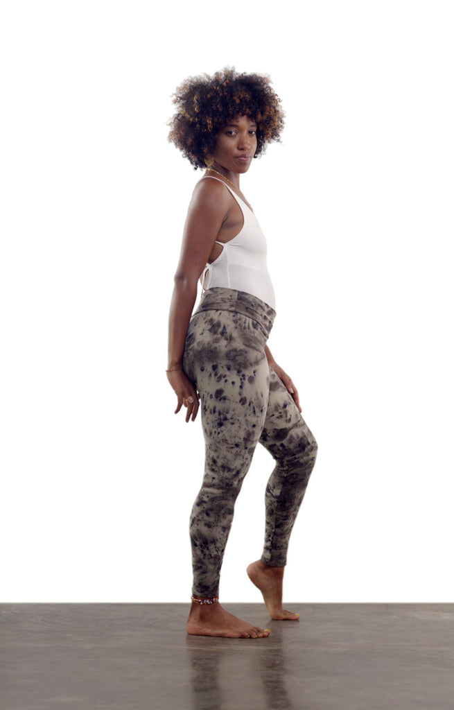 Wild Jasmine Leggings - Cinnamon Smoke - Isabelle Moon