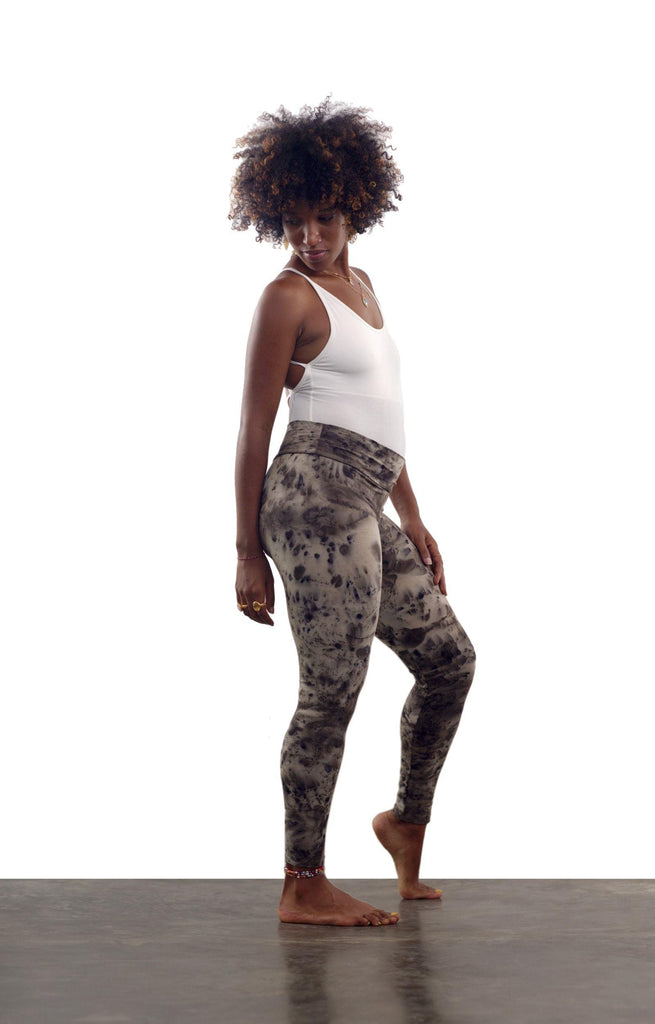 Wild Jasmine Leggings - Cinnamon Smoke - Isabelle Moon